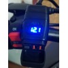 Мото USB зарядний пристрій з вольтметром на кермо - MotoMax 854, IP 65, Quick Charge, 6-30V, 3,4А Мото USB зарядний пристрій з вольтметром на кермо - MotoMax 854, IP 65, Quick Charge, 6-30V, 3,4А